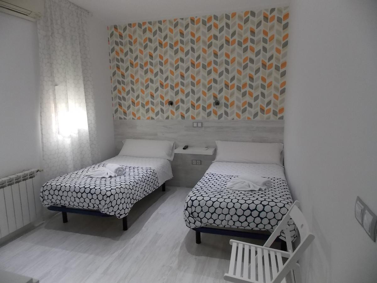 Bloom Inn Madrid Exteriör bild