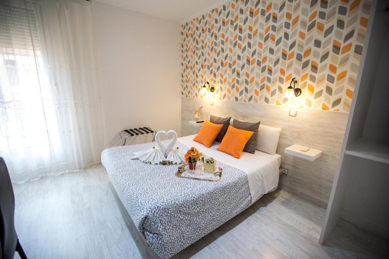 Bloom Inn Madrid Exteriör bild